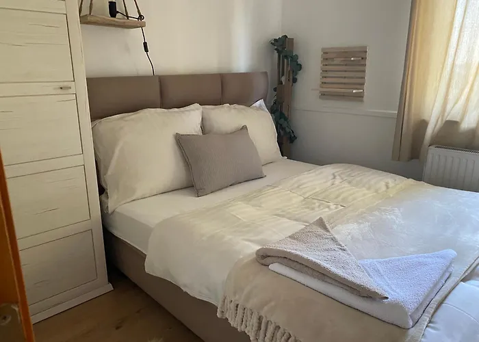 Erelia Cottage
